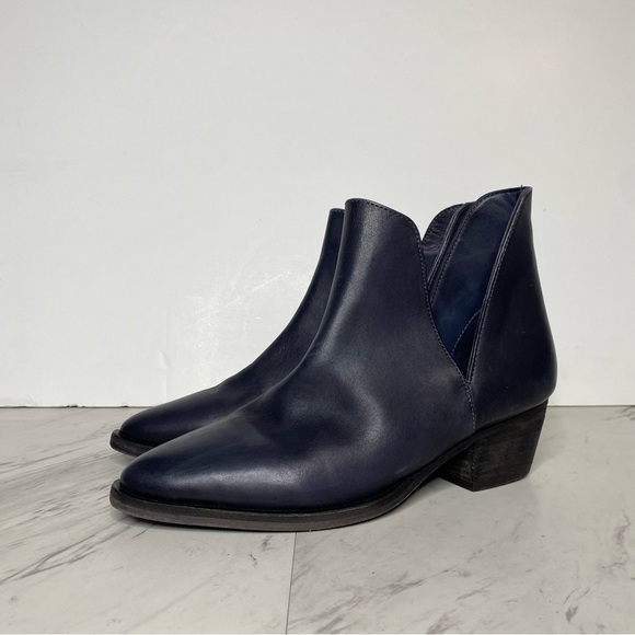 Free People Charm Double V Bootie 36 1/2 - Picture 13 of 13